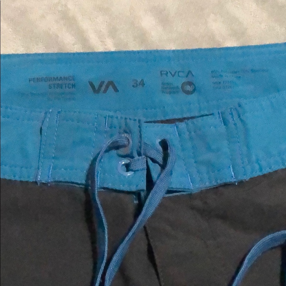 Bathing suit - Picture 2 of 2